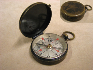 Late Victorian hunter cased pocket compass with red cardinal points